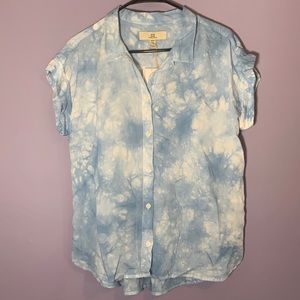NWT Thread & Supply Blue Tie Dye Shirt
